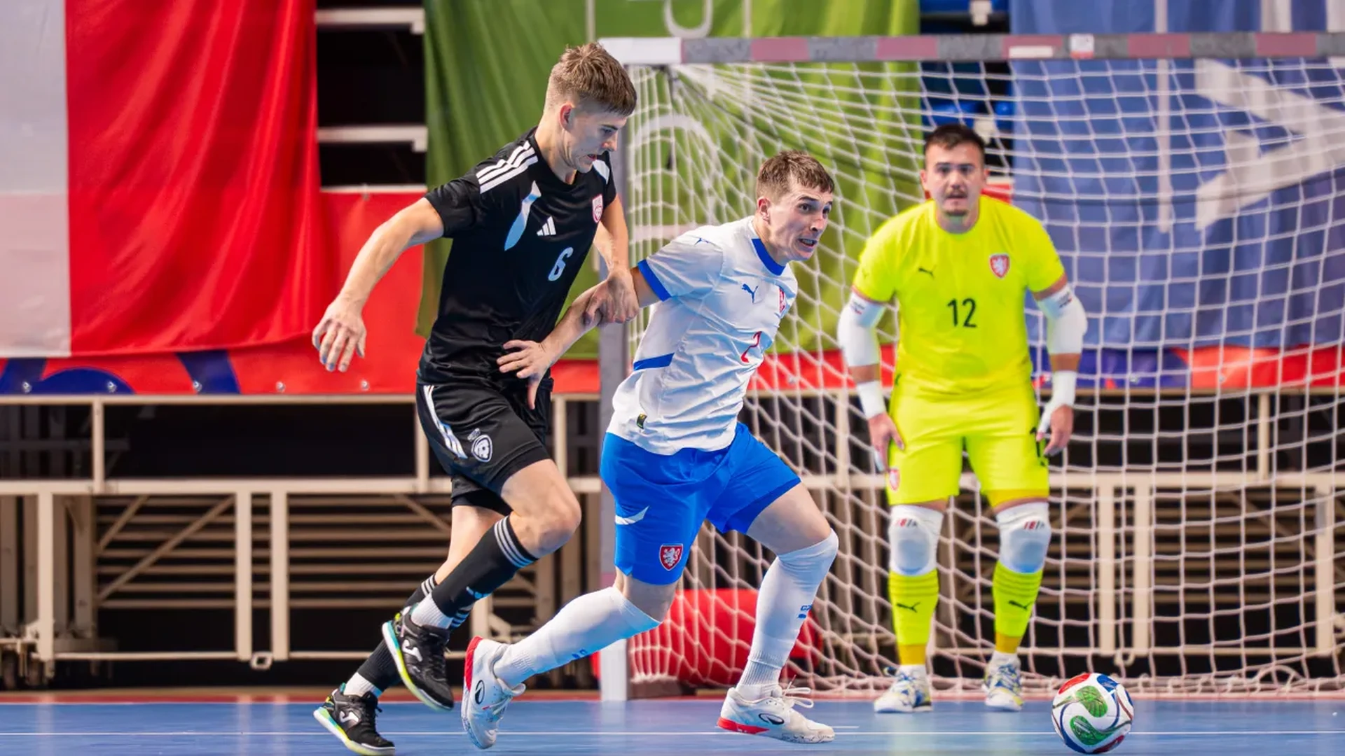 Česko otočilo zápas s Lotyšskem z 0:2 na 3:2, vítězství ale neudrželo
